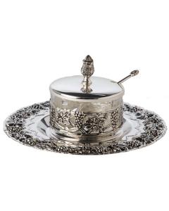 Honey Dish Silver Plated
Height: 4.5"