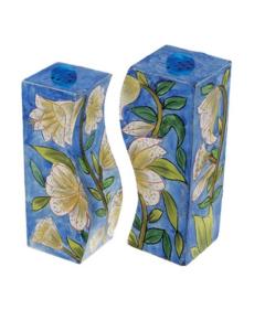 Salt and Pepper Shaker - Lilys