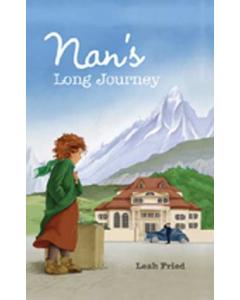 Nan's Long Journey [Paperback]